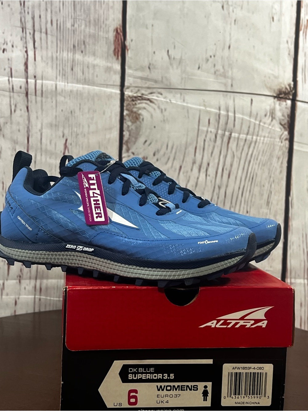 Altra D.K. Blue Superior 3.5 WoMen's Trail Running Shoes - Blue size 6 NWT